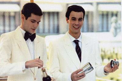 Key Trends Influencing Hotel Uniform Programs